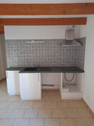 Location Appartement 4 pièces 75m² MIREVAL 34110 - Photo 1