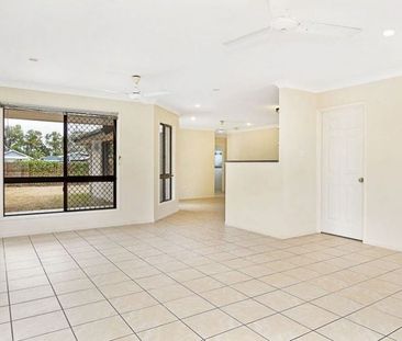 13 Lakewood Avenue, Kirwan - Photo 2