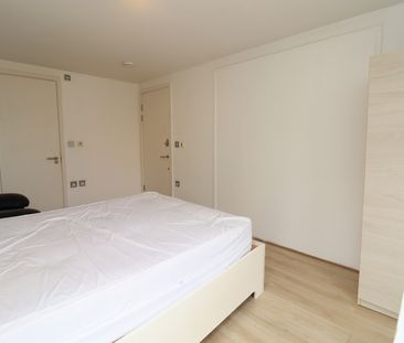 Room in a Shared House, Dovecote House, SE16 - Photo 2