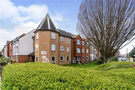 1 bedroom retirement property to rent - Photo 5