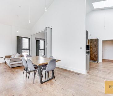 3 bedroom penthouse to rent - Photo 4