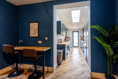 Co-living house, 3 minute stroll to UHW Room 3 - Photo 3