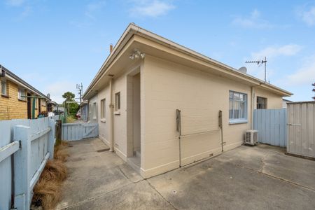 Private & Convenient St Kilda Living - Photo 5