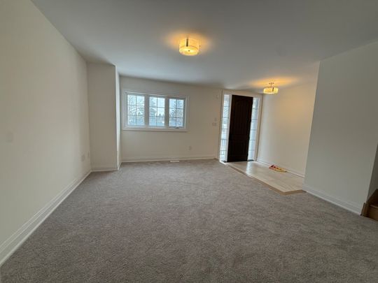 For Lease - 4201 Major Mackenzie Dr Drive, Markham, Ontario - Photo 1