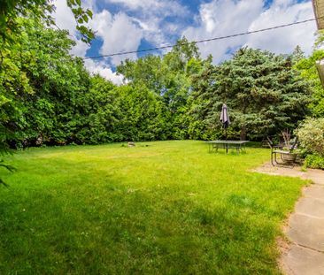 For Lease - 227 Lakeshore Road Unit# Unit #2, Oakville, Ontario - Photo 2