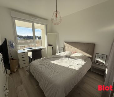 Location Appartement 4 pièces 82m² CHARTRES DE BRETAGNE 35131 - Photo 4