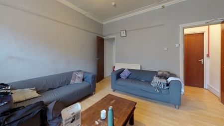 6 Bed - Royal Park Avenue, Hyde Park, Leeds - Photo 2