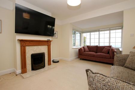 3 bedroom detached house to rent - Photo 5