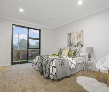 Executive Four Bedroom Home - Photo 6