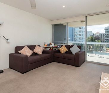 Great Apartment Plus Riverside Lifestyle on level 4 - Photo 6