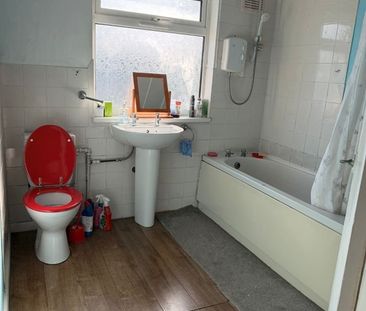 2 Bed End Terrace, Mercer Avenue, CV2 - Photo 6