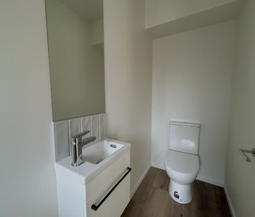 14 Clive Street, Phillipstown - Photo 4