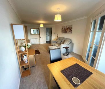 1 bedroom apartment to rent - Photo 2