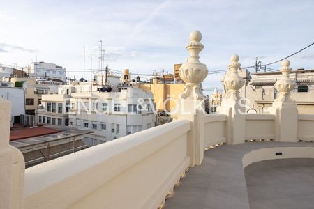 Apartamento de alquiler en Sant Francesc - Photo 3