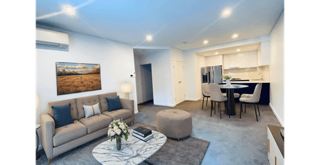 BEAUTIFUL 2 BED 2 BATH UNIT WITH PRIVATE FRONT YARD - Photo 2