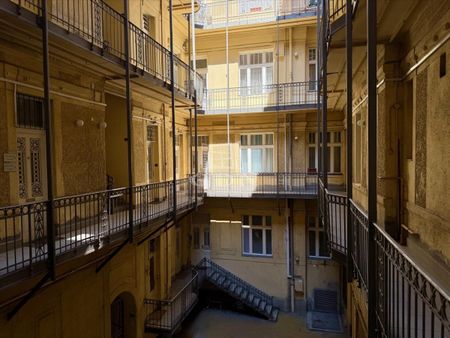 Kiadó jó állapotú lakás - Budapest V. kerület - Photo 2