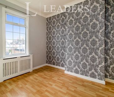 3 bedroom house to rent Maldon Road, Southend-on-Sea, SS2 - Photo 6