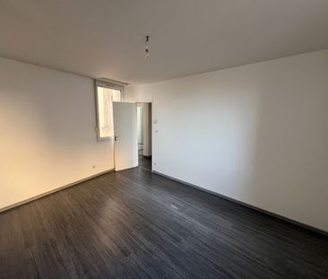 Location Appartement 2 pièces 40m² - Photo 2