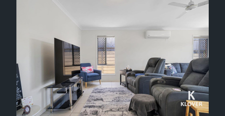 Modern 3-Bedroom Home in a Convenient Location! - 1/15 Kanimbla Street, Holmview🏡✨ - Photo 4