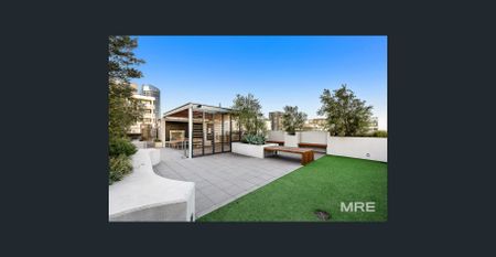 Heart of South Yarra living - Photo 3