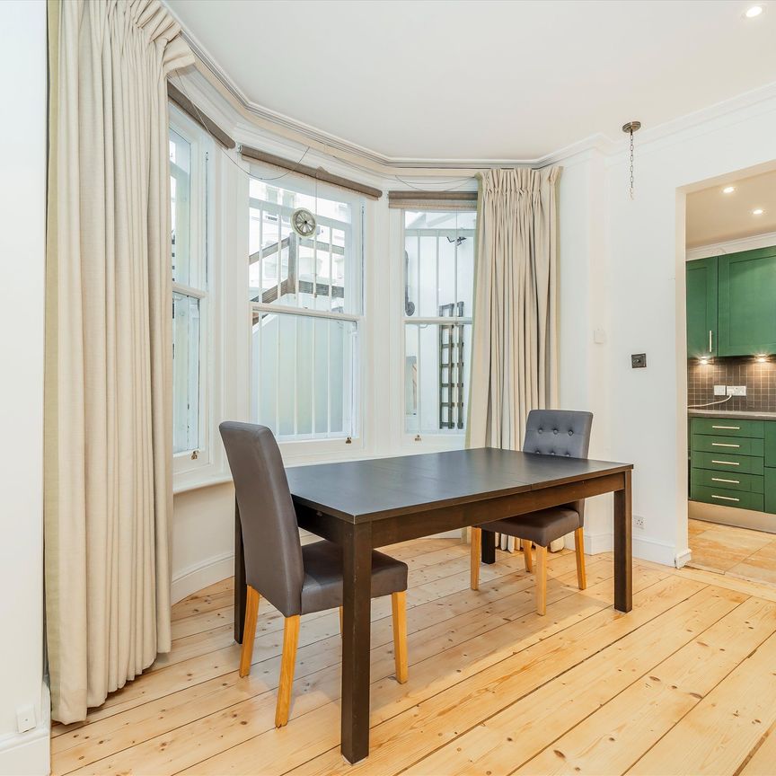 Sinclair Road, Brook Green, W14 - Photo 1