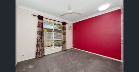 Amazing Location - Spacious Family Home - Photo 2