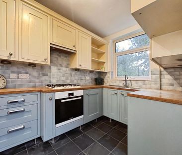 3 bedroom semi-detached house to rent - Photo 2