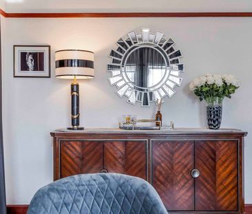 ART DECO NEW YORKER MEETS BEACHSIDE LIVING - FURNISHED EXECUTIVE AC... - Photo 5