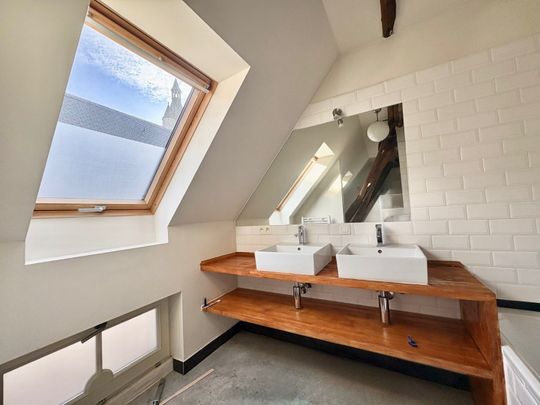 Stijlvol 3-slaapkamer duplexappartement met zonnig terras - Photo 1