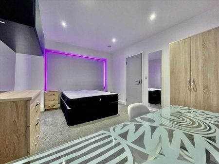 3 bedroom house share to rent - Photo 2