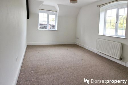 4 bedroom detached house to rent - Photo 5