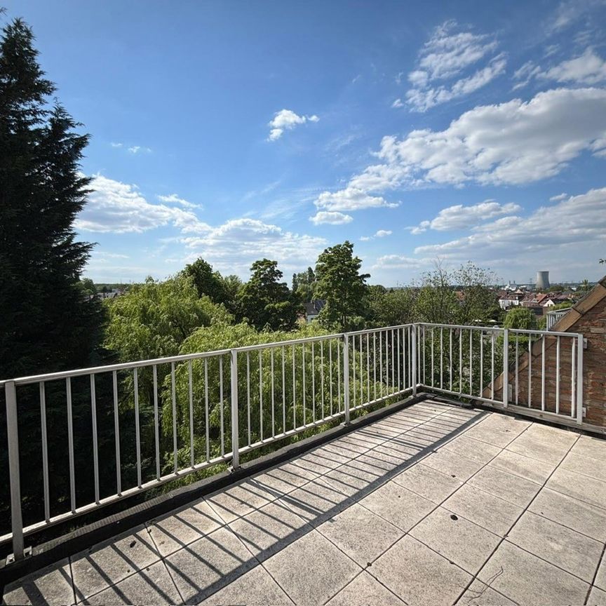 Lumineux duplex penthouse 3ch + 4 terrasses à 1180 Ukkel  Loyer: 1 740 € - Foto 1