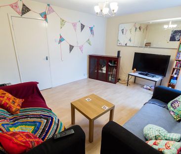 5 bedroom apartment to rent - Photo 2