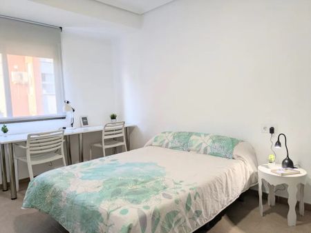 Carrer de Joaquín Costa, Burjassot, Valencian Community 46100 - Photo 4
