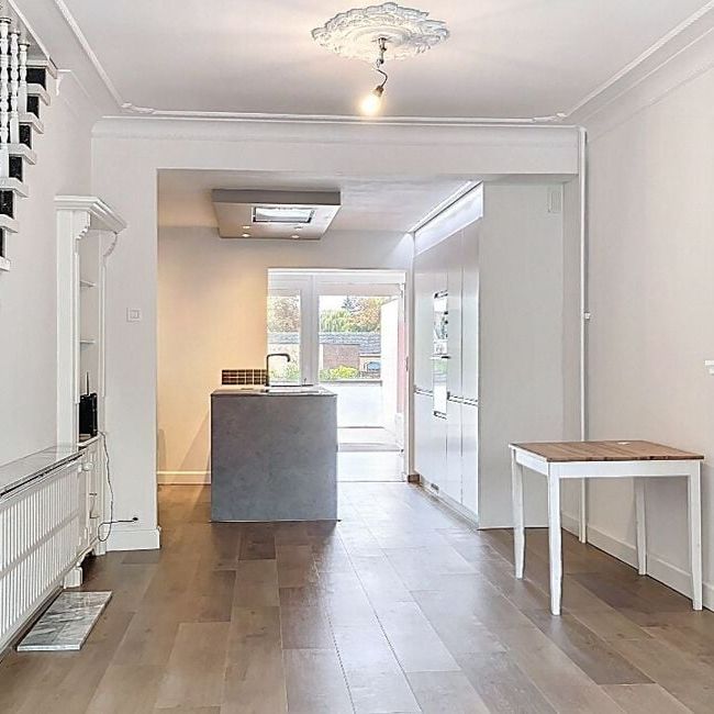 Duplex te huur in Hasselt voor € 1.275 met 2 slaapkamers - Photo 1