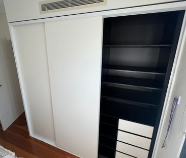Double Bay - Photo 2