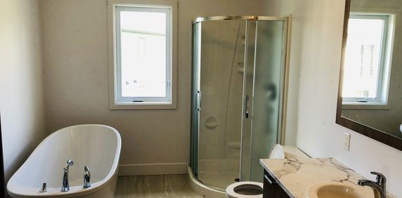 3012 Du Chevalier, Disponible Le 1er Mai - Photo 2