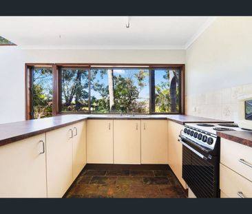 BRIGHT AND AIRY AROONA HOME - Photo 4