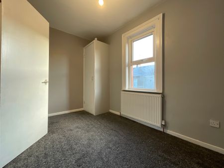 17 Orkney Street, Belfast, BT13 3GR - Photo 2