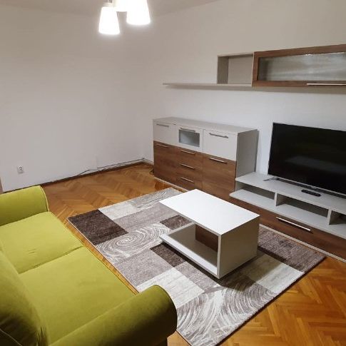 AA/813 De închiriat apartament cu 2 camere în Tg Mureș - Tudor - Photo 1