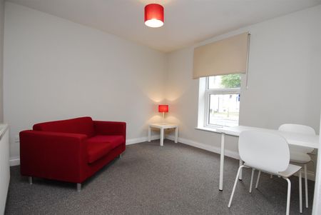 3 Camden Street, Ground floor flat, Plymouth - Photo 3