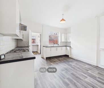 2 bedroom property to rent - Photo 4