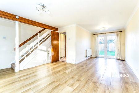 3 bedroom house to rent Pontoise Close, Sevenoaks, TN13 - Photo 2