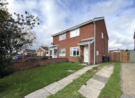 Truro Close, Grantham - Photo 3