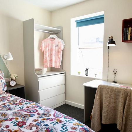 8 bedroom house to rent - Photo 4