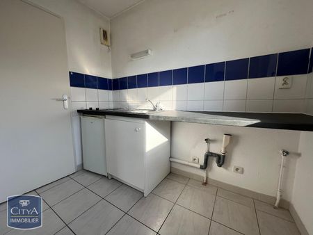 Location Appartement 2 pièces 51m² CAVAILLON 84300 - Photo 3