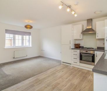 2 bedroom coach house to rent - Photo 6