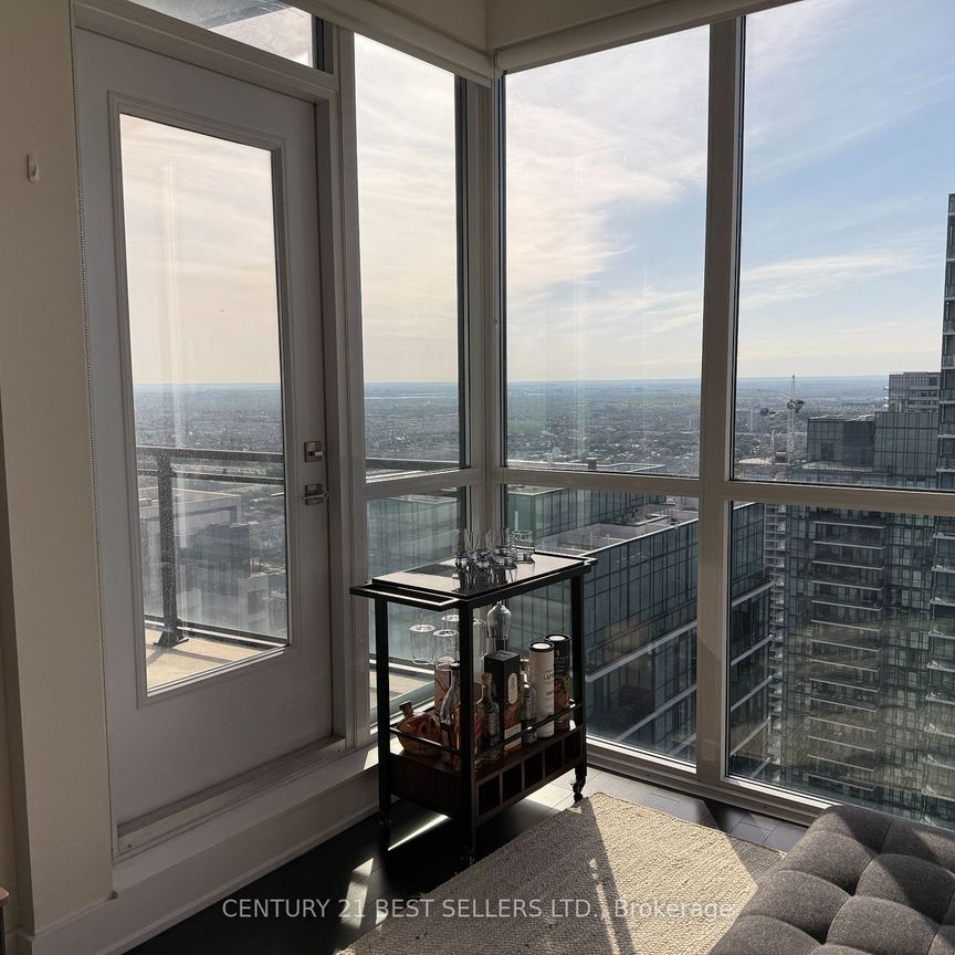 For Lease - 510 Curran Place Unit# 4206-Lph06, Mississauga, Ontario - Photo 1