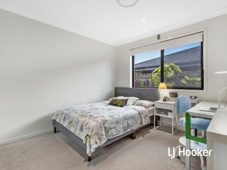 27 Pressland Street, Carseldine QLD, Belconnen - Photo 4