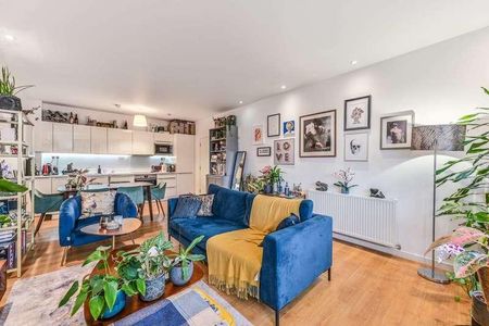 Stewarts Road, Sw, Vauxhall, SW8 - Photo 2